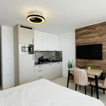 Jadore Secret Garden Panoramic 아파트 써니비치