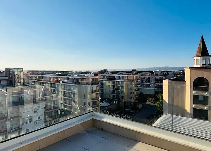 Jadore Secret Garden Panoramic アパート サニービーチ